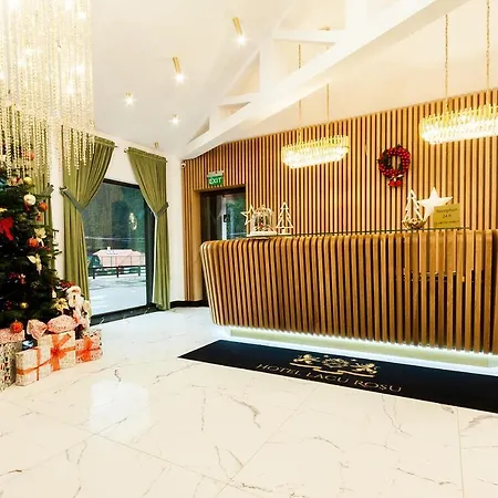 Hotel Lacu Rosu